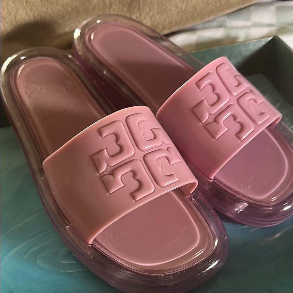 Tory Burch Lavender Slide Sandals